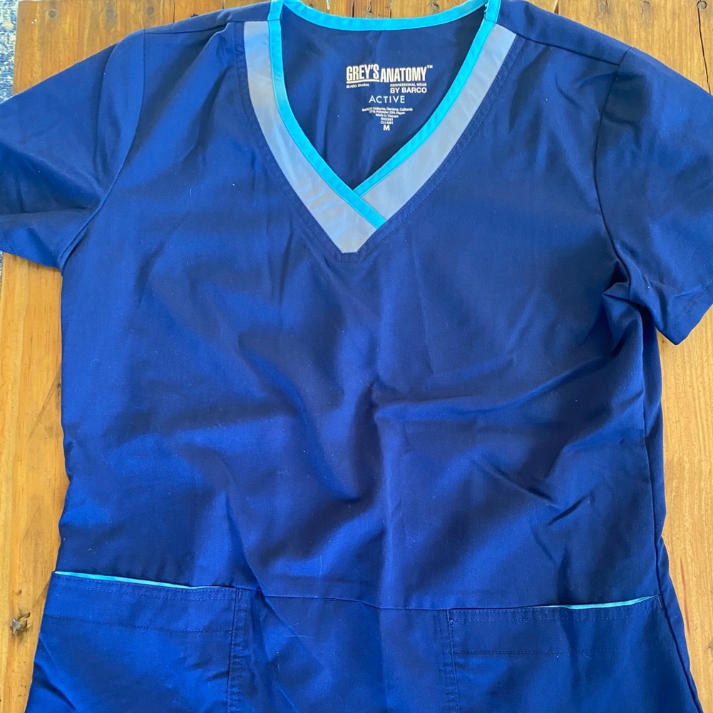 Greys anatomy scrub top